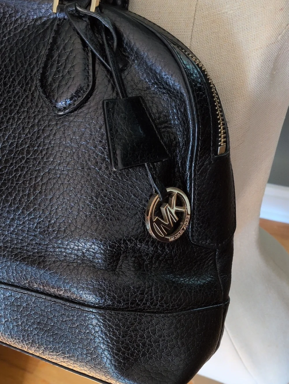 Michael Kors Smthe Dome Black Leather Satchel